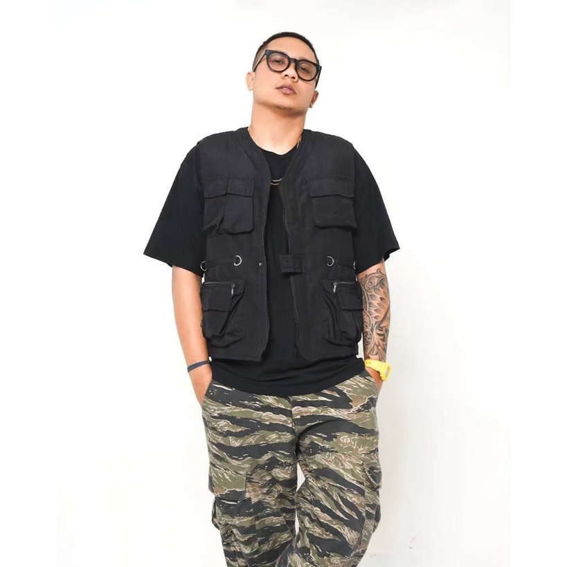 Rompi Tactical Cargo - Vest Outdoor Hitam