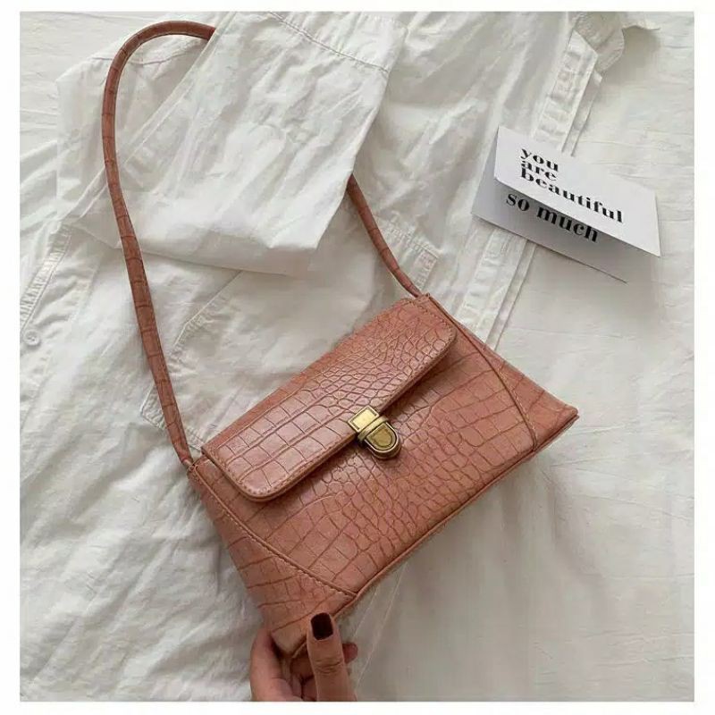 TAS SELEMPANG WANITA / SHOULDER BAG GENITA