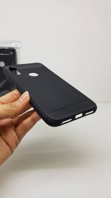 Slim Fit Carbon Xiaomi Redmi 7 6.26 inchi Softcase Carbon Xiaomi 7 Soft Case Redmi7 Fiber ANTI MELAR