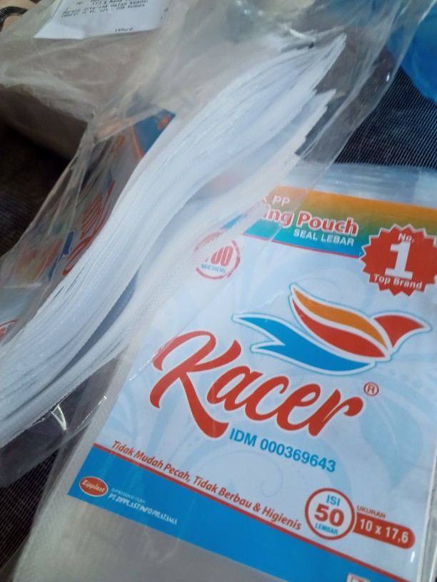 Plastik Standing Pouch Merk Kacer Isi 50 Lembar