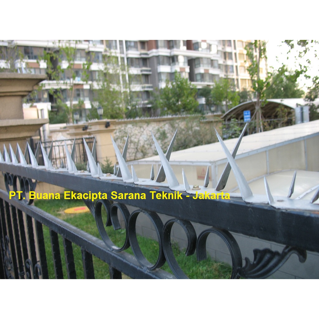 TERMURAH TEBAL 2mm, PANJANG 125cm Wall Spike dari Galvanis ini Tipe Terlaris karena paling efisien, 
