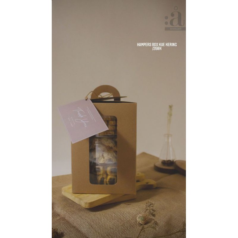 

Packaging Hampers/Parsel Kue Kering Vie's Cookies and Cake