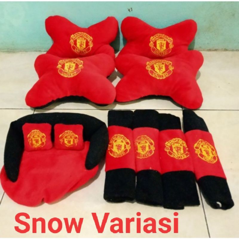 Bantal mobil Manchester United Merah isi 4 Headrest 9pcs MU merah red