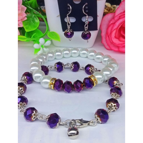 gelang kristal ungu metalic satu set  lapis emas putih bonus anting dan gelang mutiara