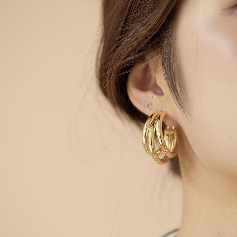 Anting Bulat Bahan Metal Gaya Retro Korea Untuk Wanita