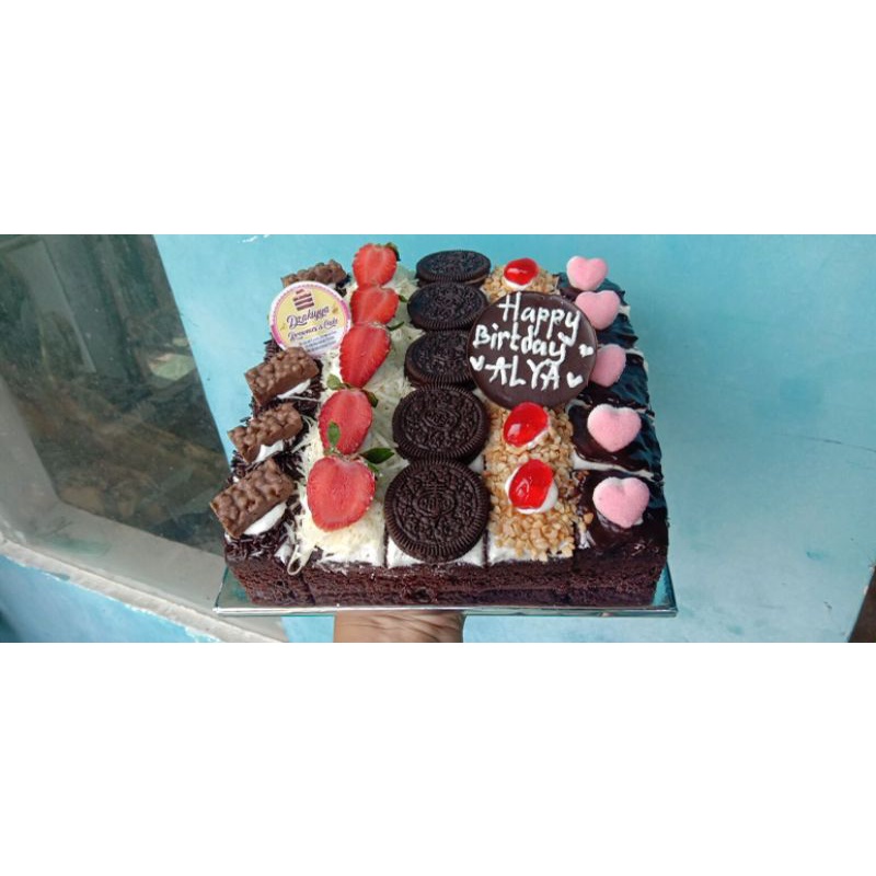 

brownies potong 20cmx20cm, brownies ultah semarang