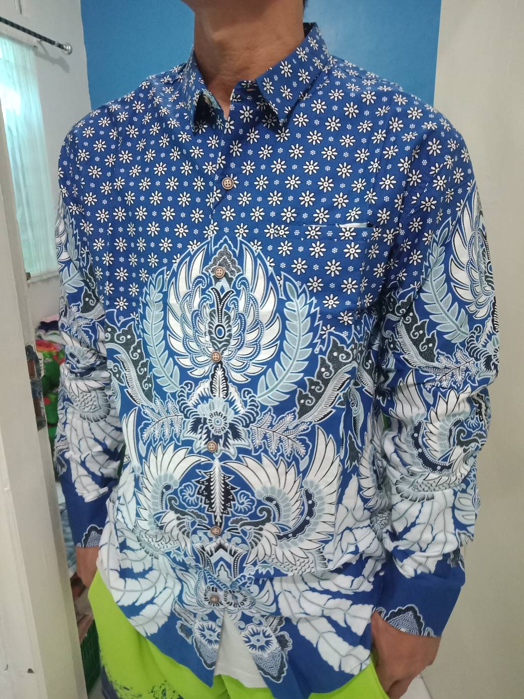 M231 Kemeja Pria Batik Panjang Biru 1742