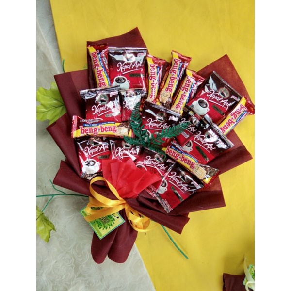 Buket cowok/ hadiah untuk cowok/ hadiah ulang tahun/ buket bunga wisuda cowok