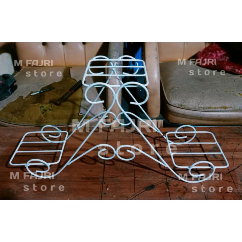 rak pot bunga susun 3 motif A rak bunga besi rak munga minimalis rak pot bunga