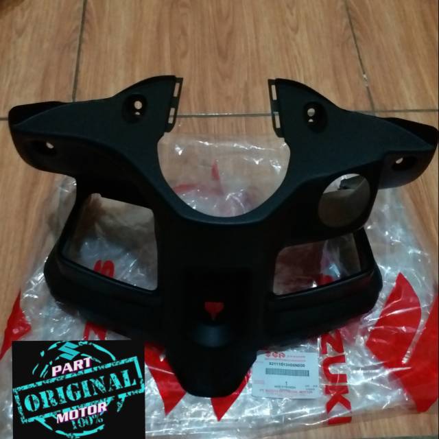 Cover legshield leksil kunci kontak skywave 125