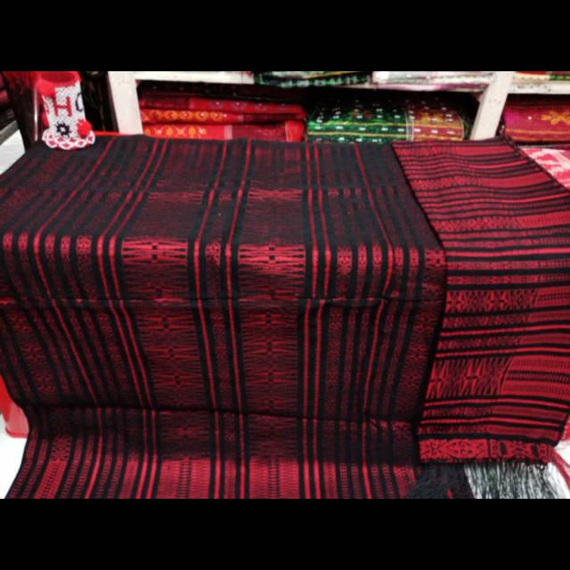 Songket tumtuman tarutung pucca clasik tenun tangan