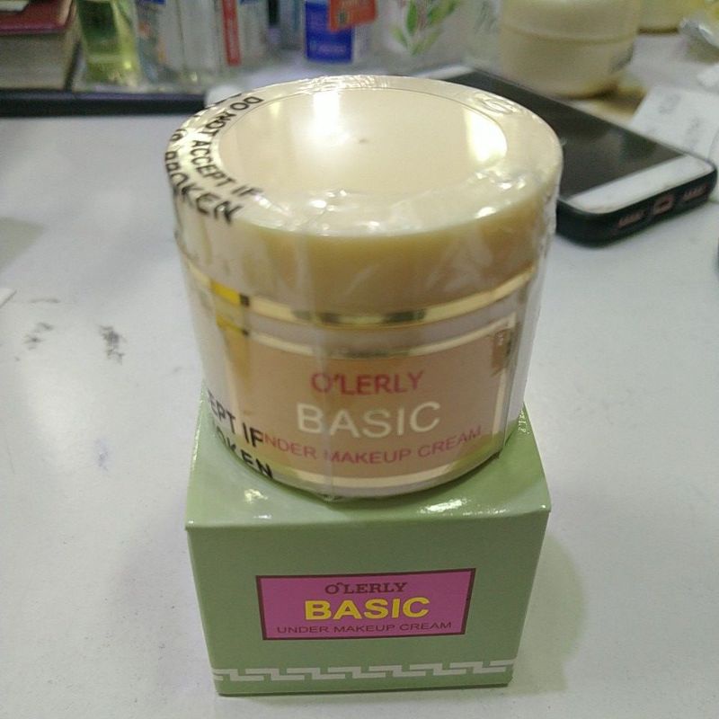 basic cream olerly/base makeup oleary