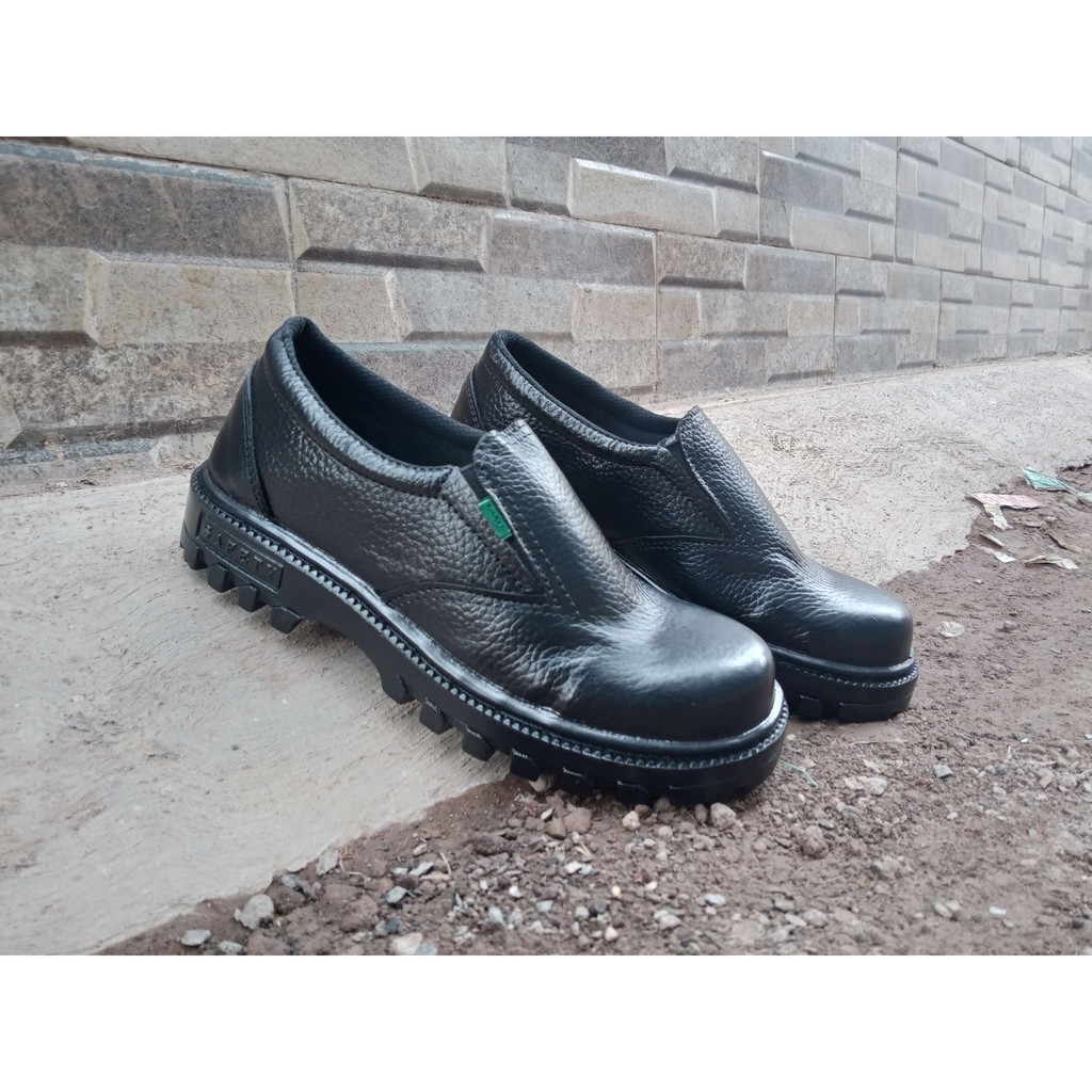boot pendek hitam ujung besi kulit asli kerja lapangan proyek model elegan dan mewah