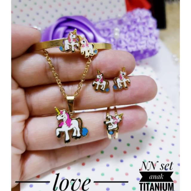 (JUN) Set Perhiasan TITANIUM ANAK Anti Karat Cincin Gelang Anting Kalung Kuda Poni Xuping Gold Laris