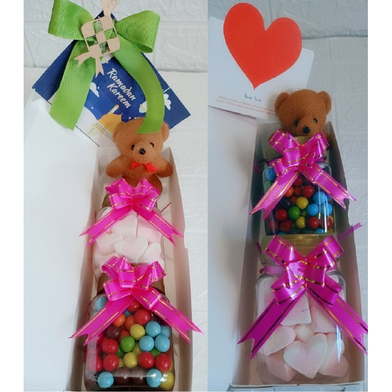 

KIRIMKADO.ID- box PARSEL lebaran ulang tahun idul fitri boneka BEAR + coklat + kartu