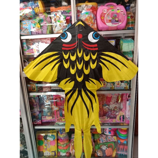 layangan kain ikan koi