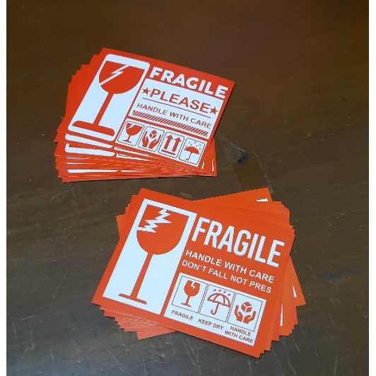 Sticker Fragile 8X6cm stiker fragil pecah belah kirim paket packing waterproof jangan dibanting