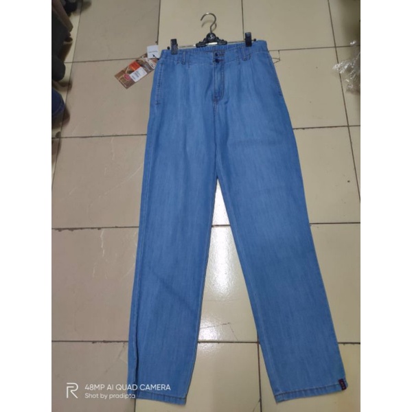 Celana AKO Jeans