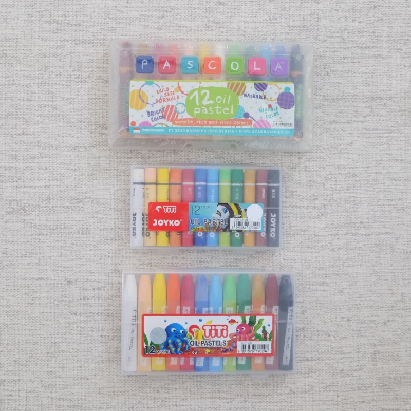 

Crayon Isi 12 Warna