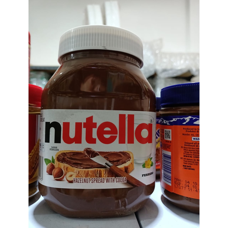 

Nutella 1kg / Selai Coklat Hazelnut EXP bulan Sept 2025