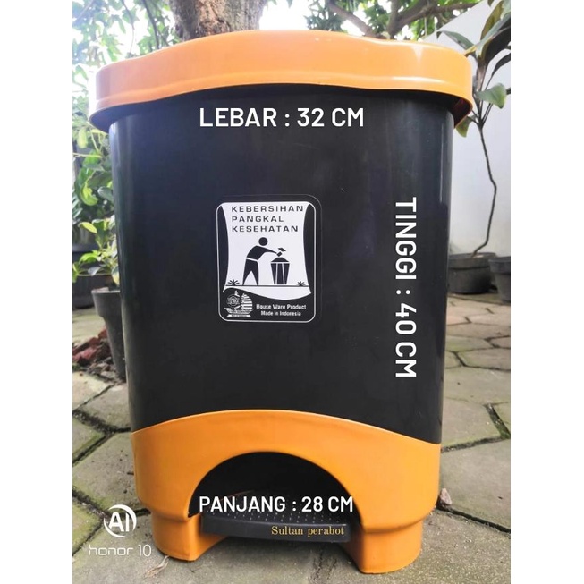 TEMPAT sampah injak YUTAKA 15 LITER pub yutaka shinpo