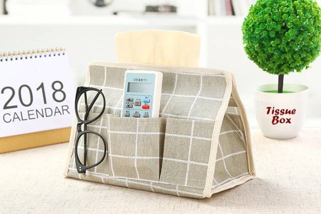 Tissue box KOTAK KOTAK ( tempat tisue dengan 6 sekat selipan)