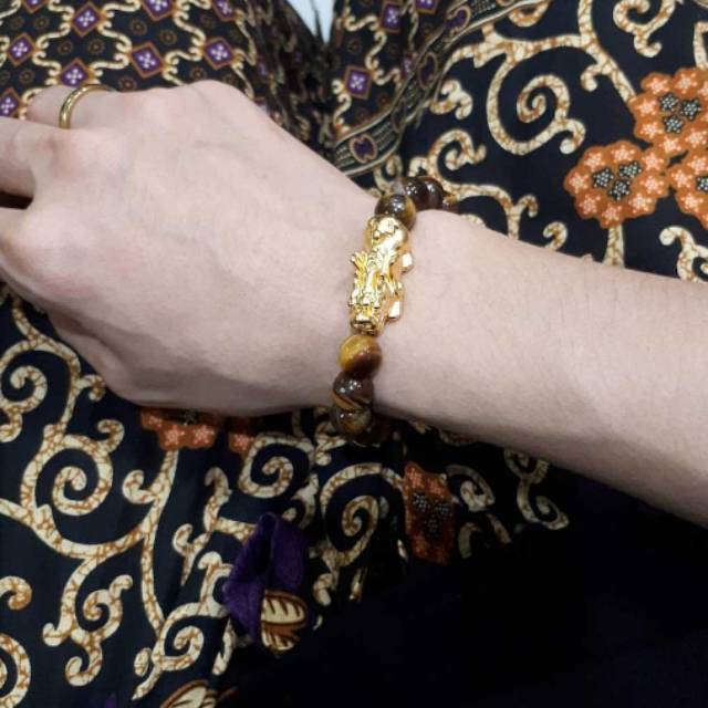 gelang batu tiger eye naga pixiu 3D MIRIP emas hongkong lapis emas 18k