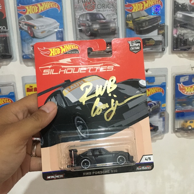 Hot Wheels RWB Porsche 930 with Sign Christian Coujin free protector
