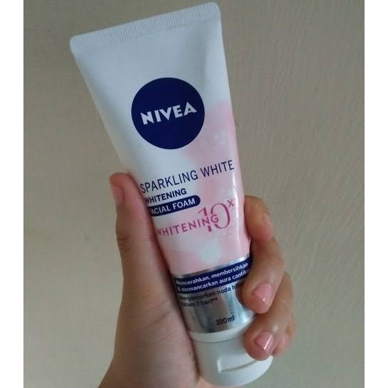 Nivea Visage Sparkling White Facial Foam 100 mL