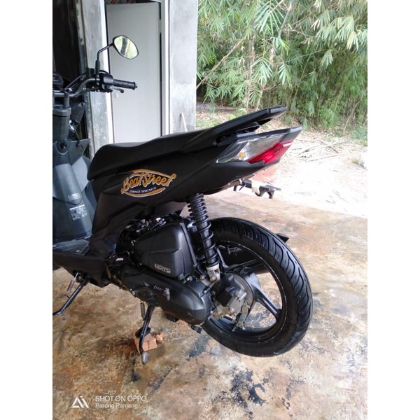 undertail beat  strait /2016/2019