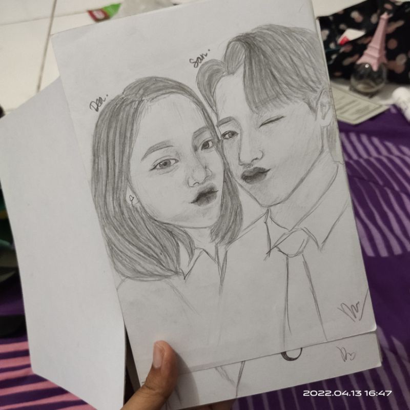 

Gambar Sketsa Wajah A5 Dua Wajah TERMASUK BINGKAI