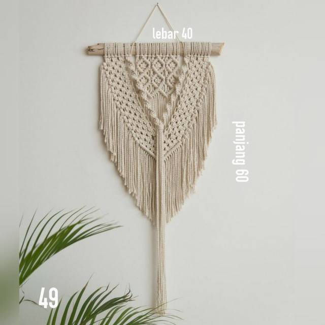 Macrame wall hanging