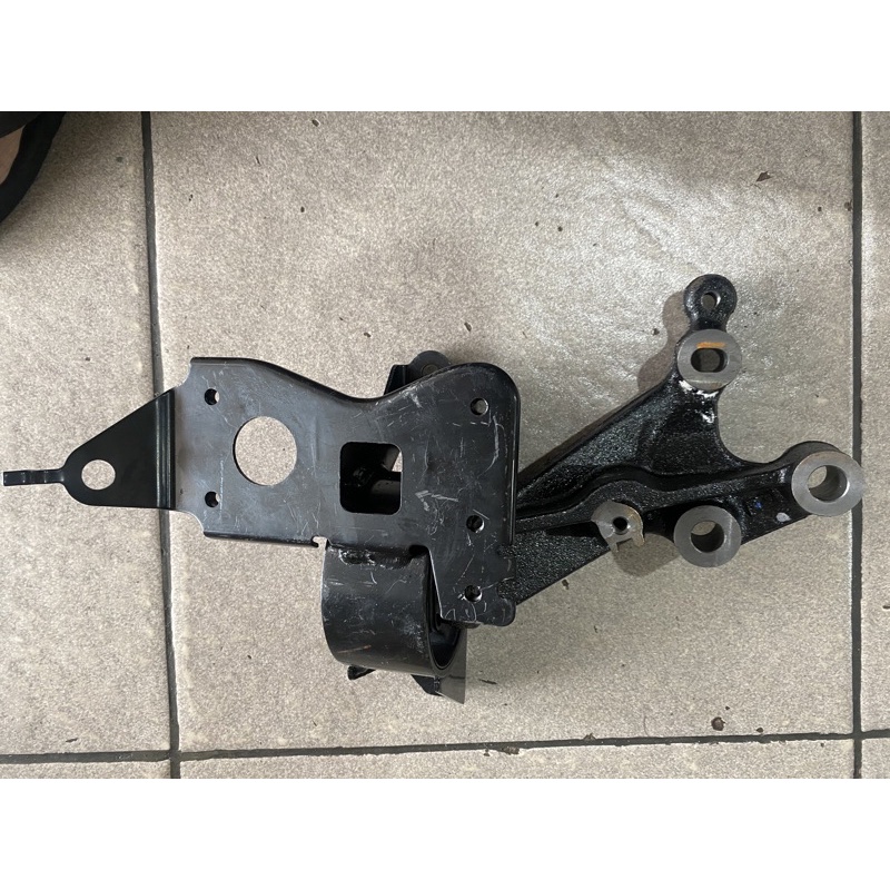 Engine mounting agya ayla 1000 cc kiri manual