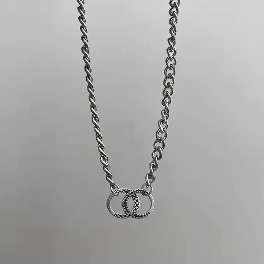 Kalung Rantai Klavikula Liontin Cincin Ganda Gaya punk Hip Hop Untuk unisex