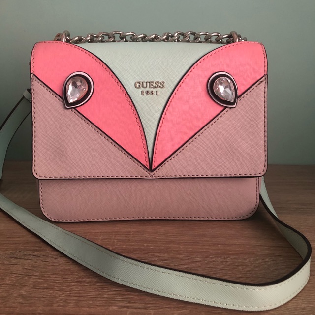 Preloved Tas Guess Original