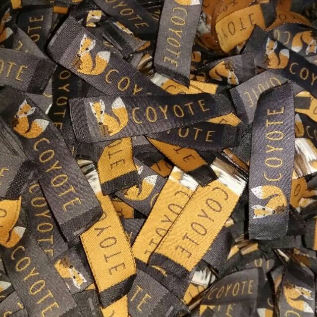 

Label Baju Woven damaks