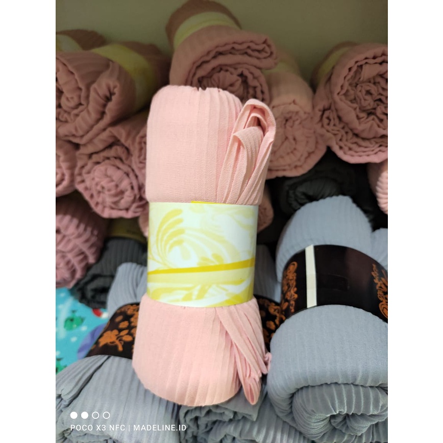 Pashmina plisket FULL ceruty armany (GROSIR) /Pashmina plisket ceruty bebydoll premium/hijab premium-softpink