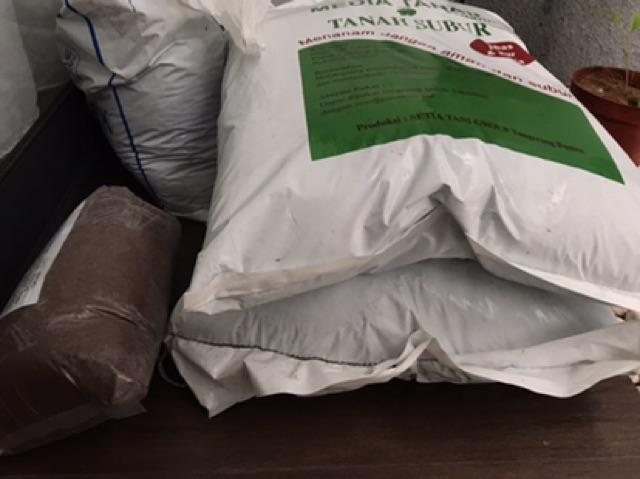 Cocopit/ Media Tanam Cocopiaet 500 Gr