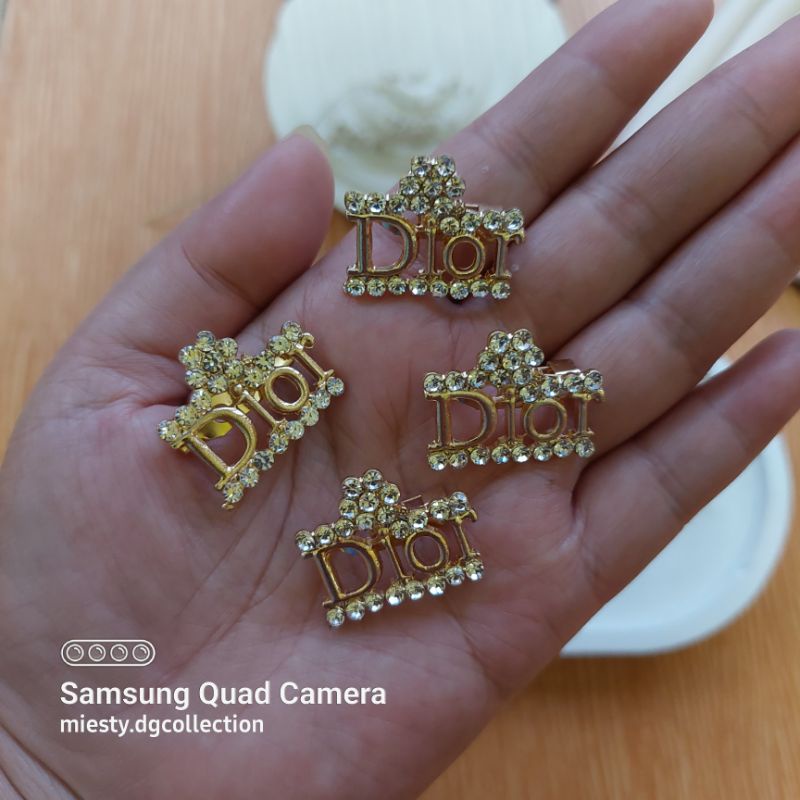 Bros Dagu Mini/ Peniti hijab/Bros dagu mutiara-Dagu D10R