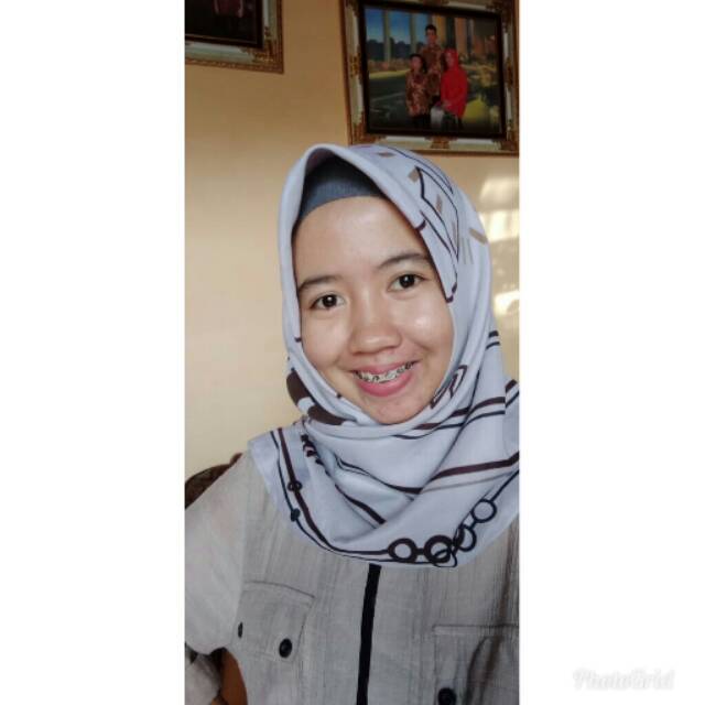 anri_lovena