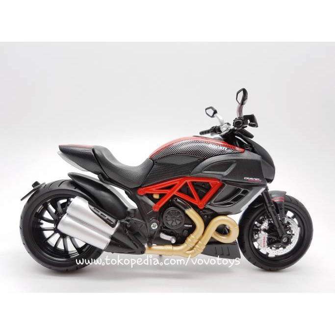 maisto ducati diavel carbon