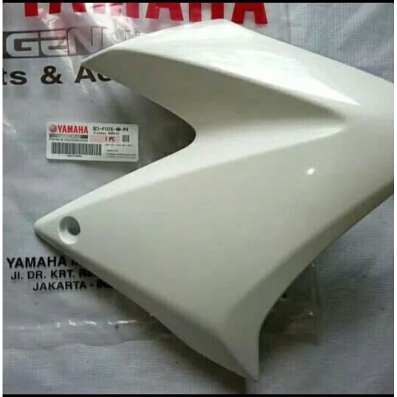 KUPING / SAYAP TANGKI KANAN VIXION OLD PUTIH ORIGINAL