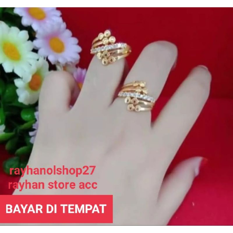 CINCIN TITANIUM XUPING Dewasa Desain terbaru bahan lapis emas 18k perhiasan wanita titanium anti karat motif pilihan