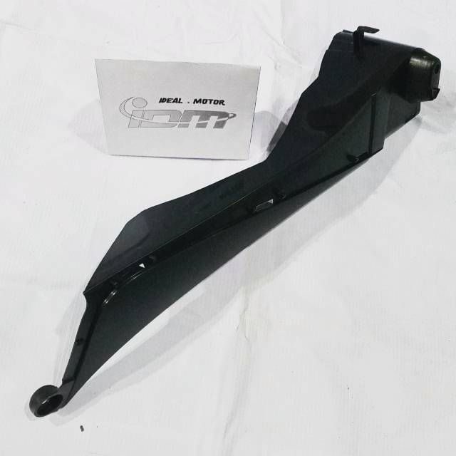 Leg shield cover tebeng luar Supra X 125 Batman kanan original 64430-KVL-N00