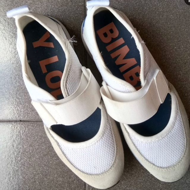 Sepatu bimba y lola