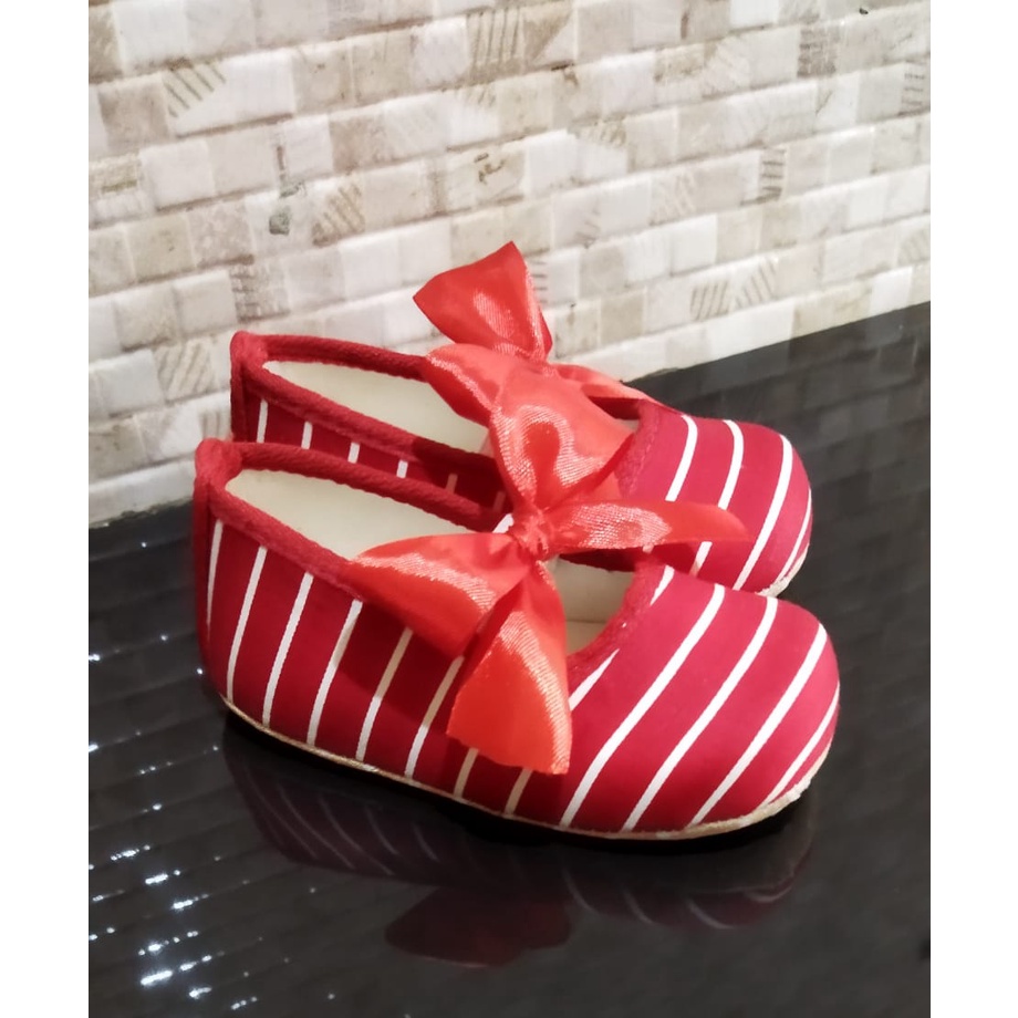 SEPATU BAYI FLATSHOES BLUSTER 0-12 BLN