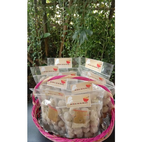

Bakso pentol kuah kental//isi 20 butir.