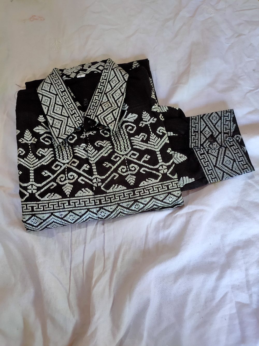 Kemeja Batik Semi Sutra Silky Premium Puring Istimewa