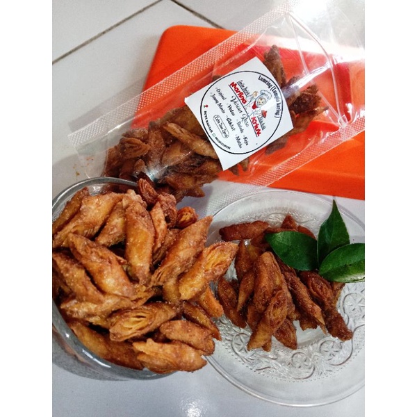 

SNACK/LUMRING/LUMPIA KERING/MANIS/MELEKAT/MEMIKAT/NIKMAT