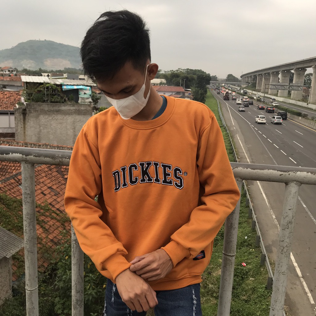 Dickies Sweater Crewneck Pria Full Label Hagtag Font Bordir Premium